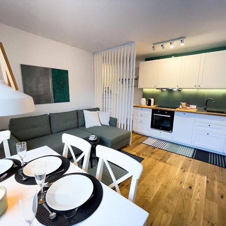 Urban Apartments Cosy No 4, Free Private Parking, Self Check-In 초르조프 외부 사진
