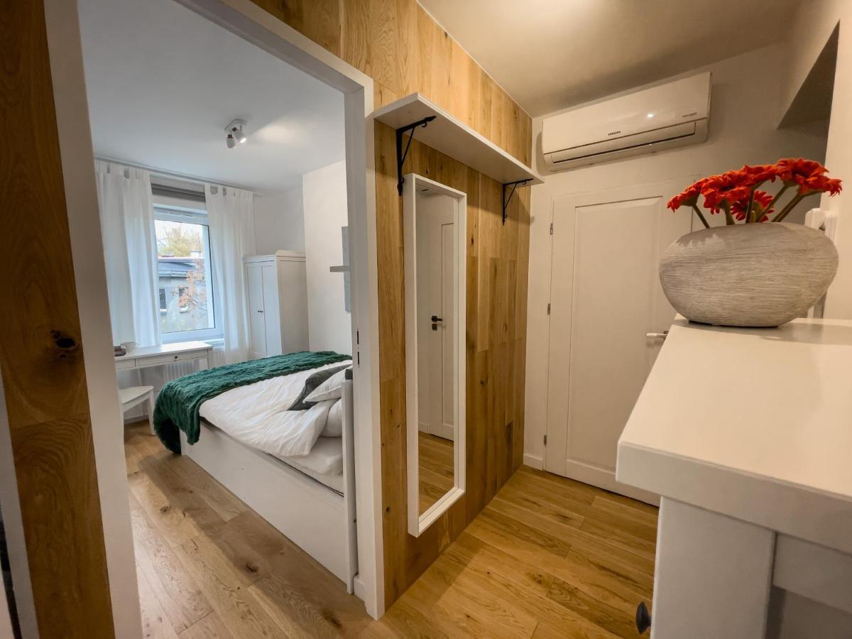 Urban Apartments Cosy No 4, Free Private Parking, Self Check-In 초르조프 외부 사진