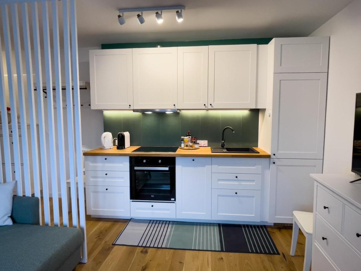 Urban Apartments Cosy No 4, Free Private Parking, Self Check-In 초르조프 외부 사진